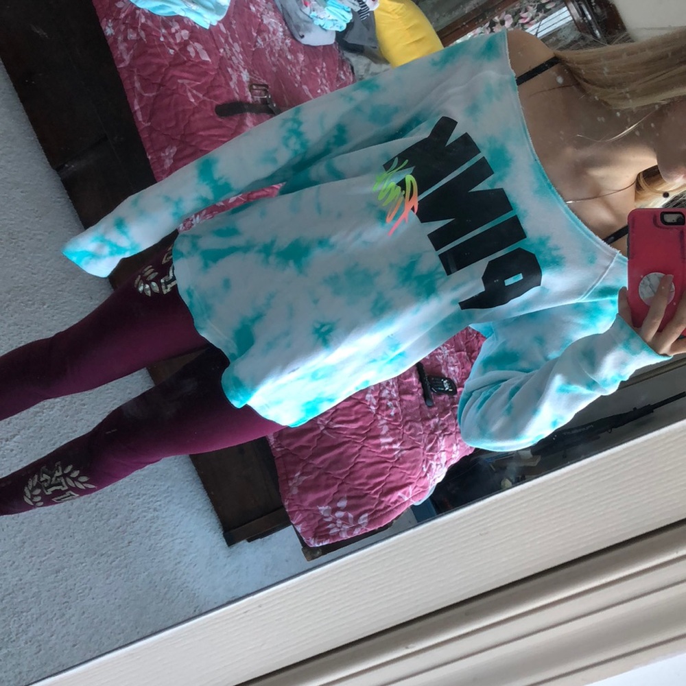 PINK over the shoulder long sleeve shirt